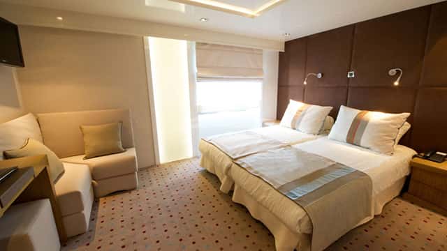 VARIETY VOYAGER yacht charter photo 5