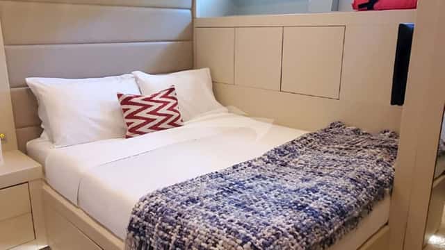 HOUDINI yacht charter photo 5