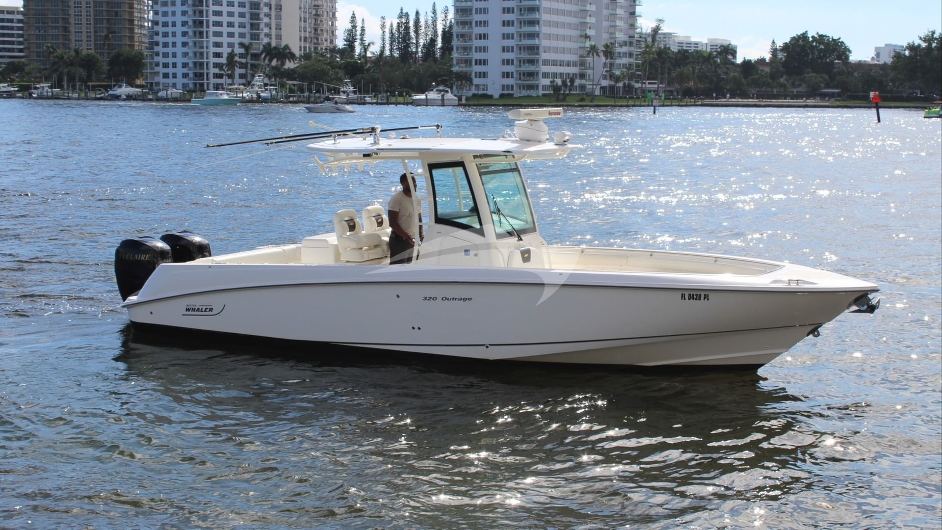 32' BOSTON WHALER TOWED TENDER
