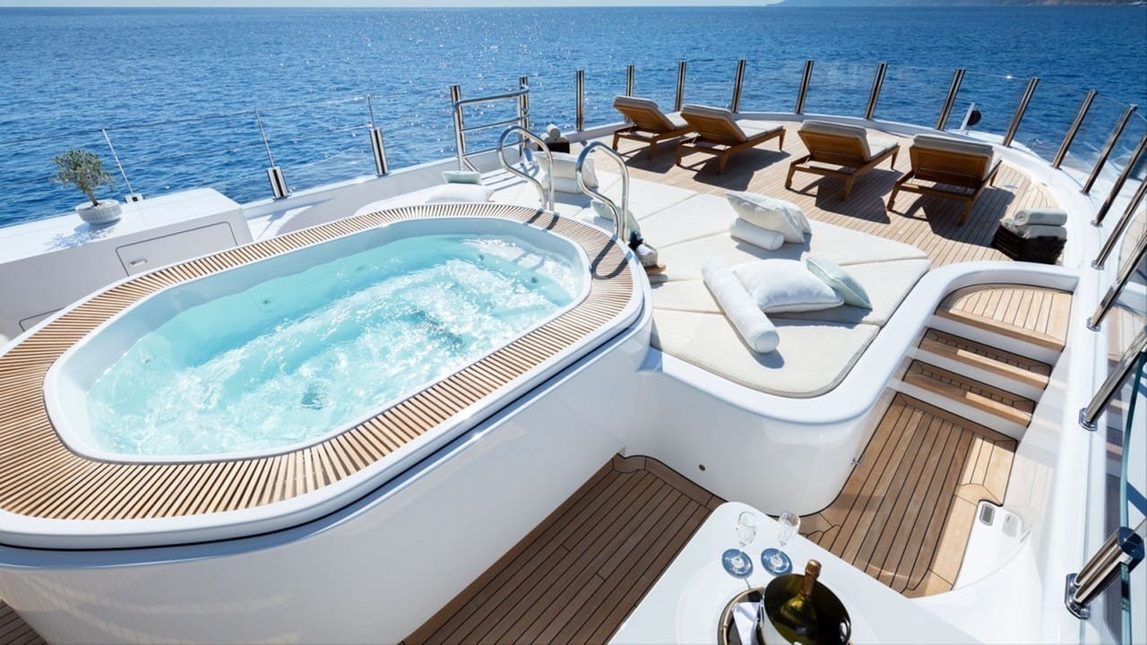Jacuzzi Deck