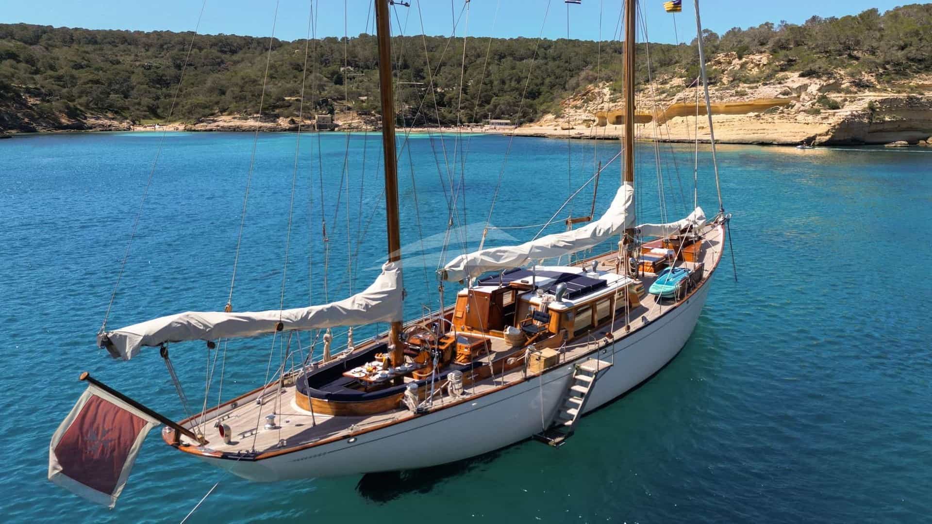 GAEL I yacht charter