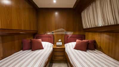 Twin Cabin