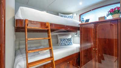 Guest Stateroom - Bunks