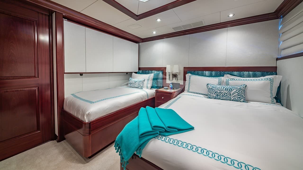 COCO RAY, photo from the yacht portfolio 16