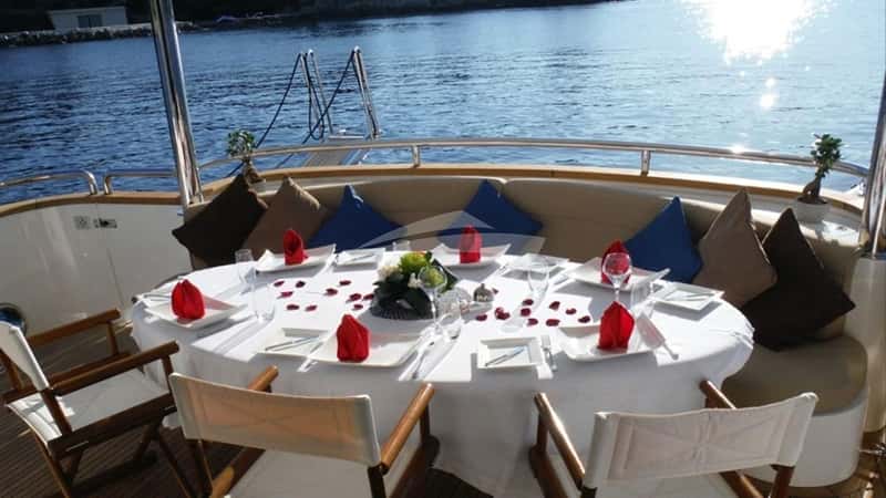 TRIPLE 888 EIGHT 30m motor yacht charter, photo 7