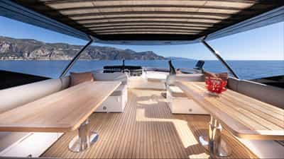 Flybridge Seating