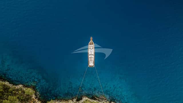BELGIN SULTAN yacht charter photo 2