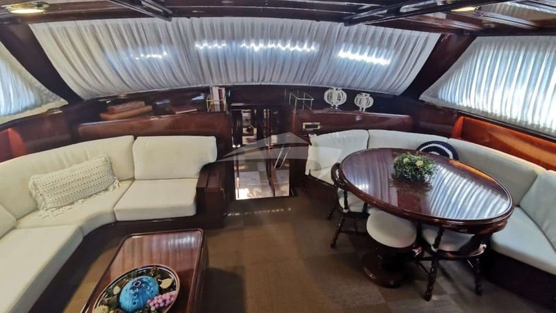 Saloon