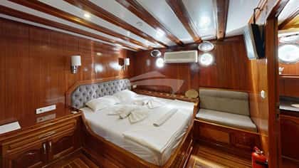 DIAMOND LILA 30m motor yacht charter, photo 8