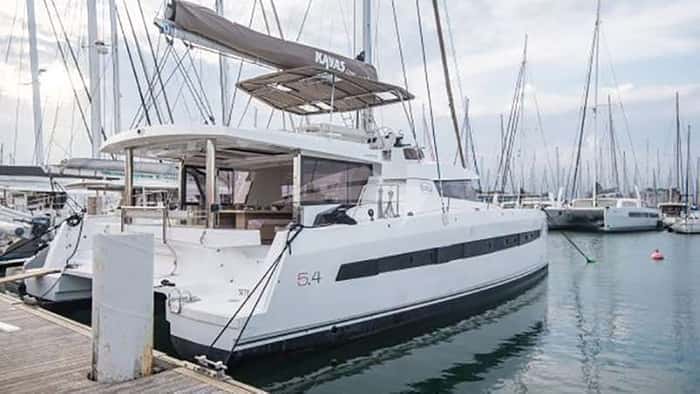 AD ASTRA 5.4 17m sailing yacht charter, photo 4