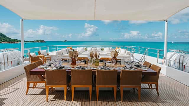 QUANTUM OF SOLACE yacht charter photo 2