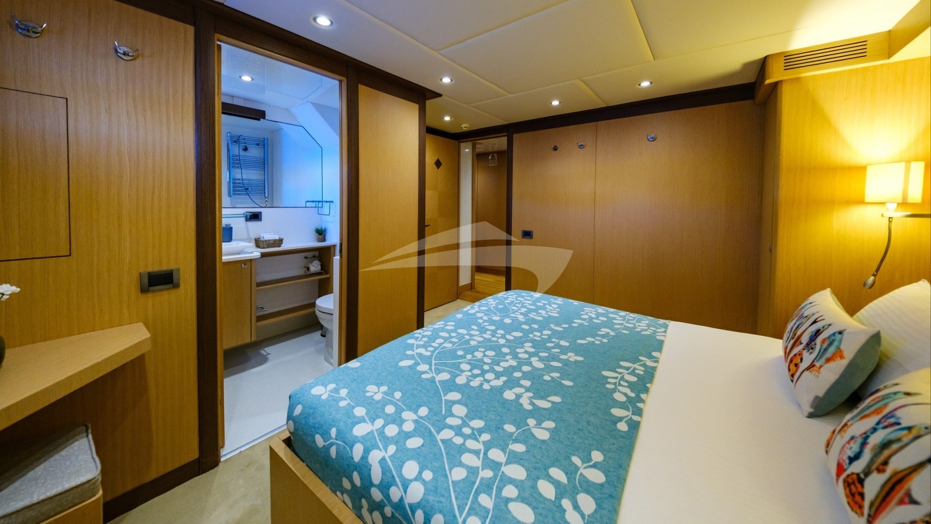 VIP Cabin