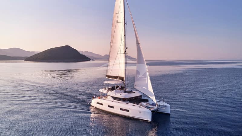 AZUL, Segeln