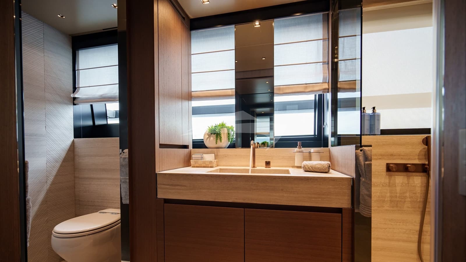DESTINO, photo from the yacht portfolio 14