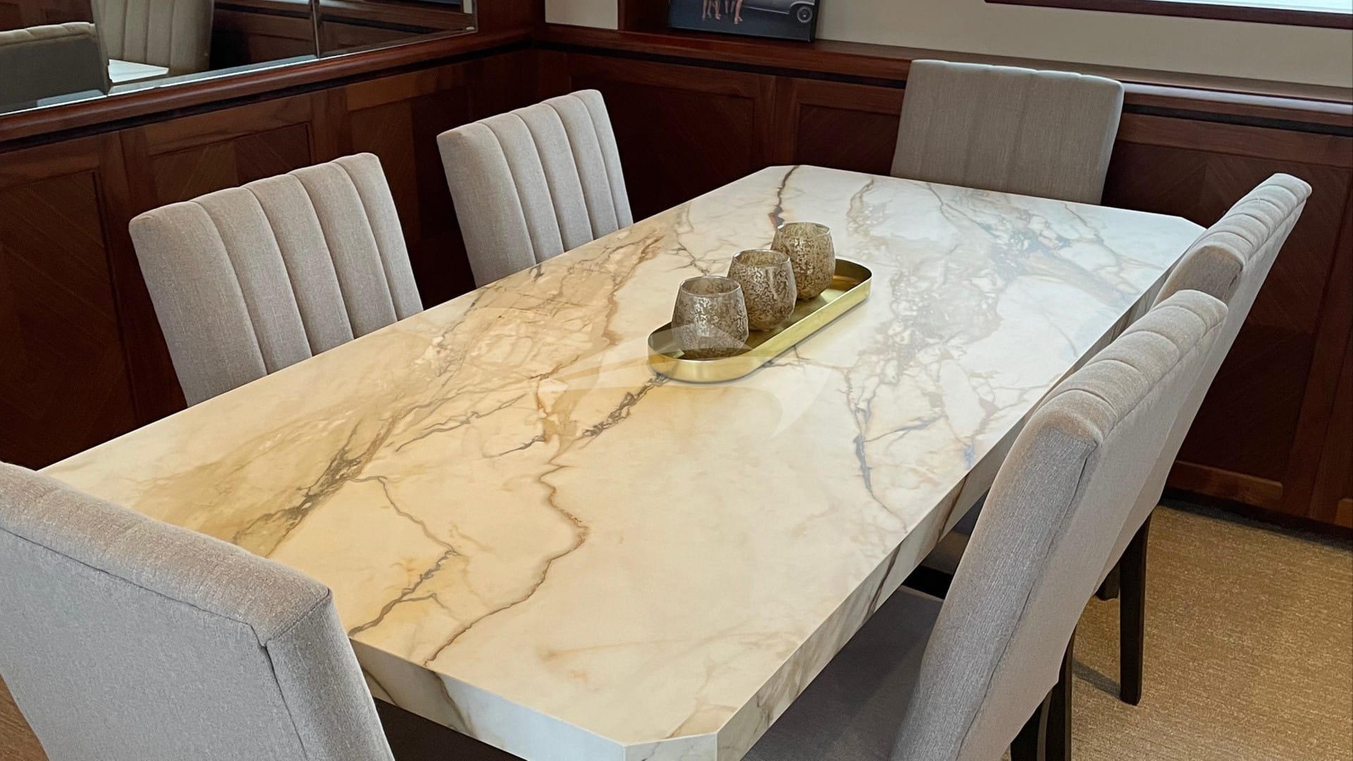 Seated dining on main deck