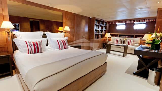 ELEMENT yacht charter photo 5