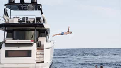 Aft Diving
