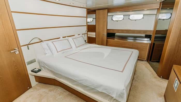 KUUM 23m motor yacht charter, photo 4