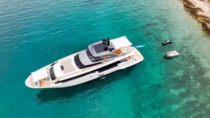 DESTINO 29m motor yacht charter, photo 9