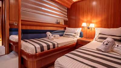 Twin Cabin