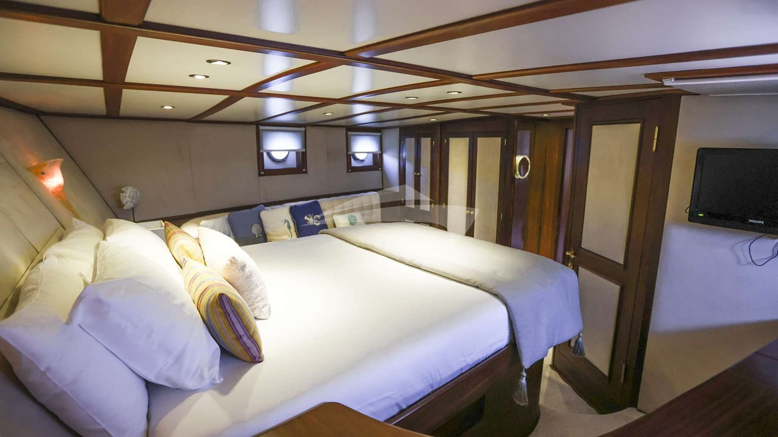 GAZELLA, photo from the yacht portfolio 15