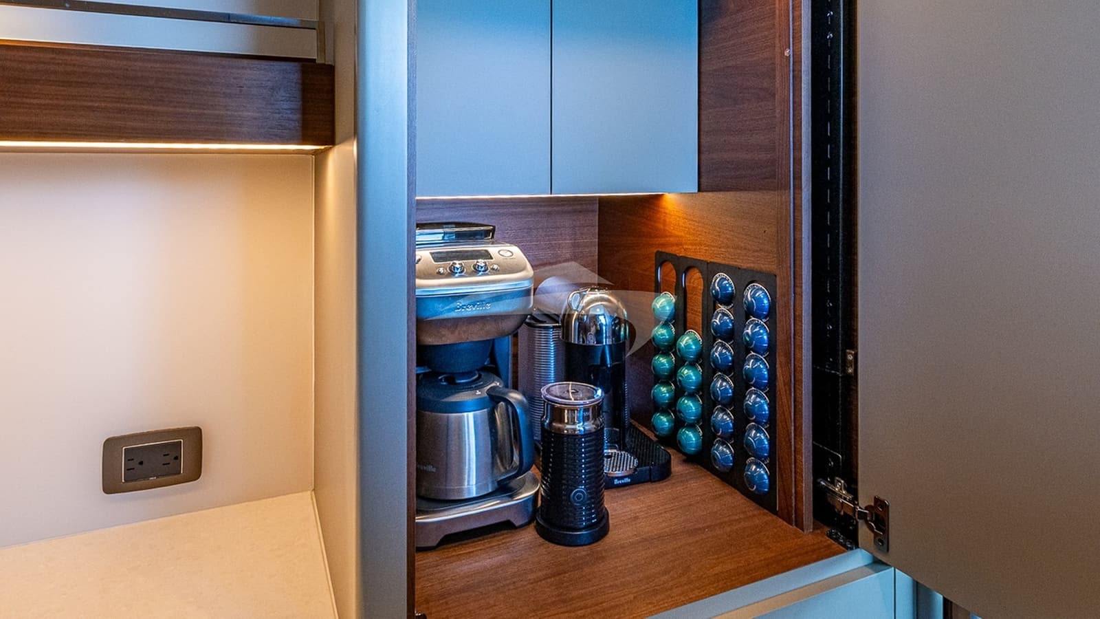 R&R, photo from the yacht portfolio 10