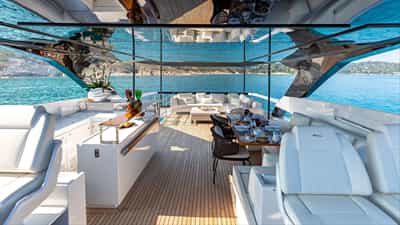 Top Deck
