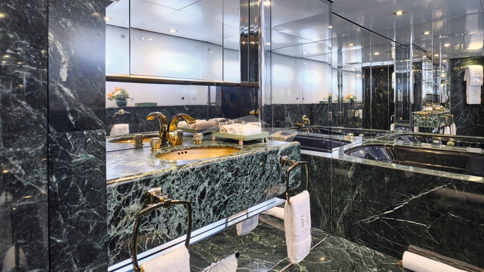 VIP Cabin Bathroom