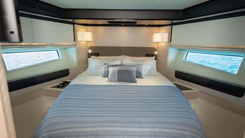 SEA YA 20m motor yacht charter, photo 7