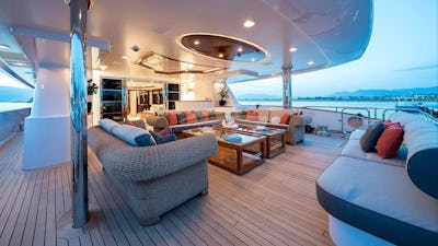 Aft deck and seating