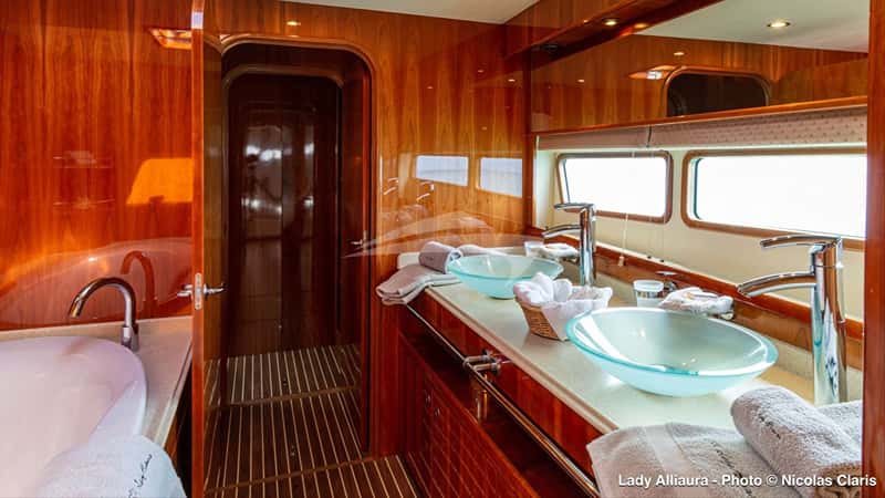 SUR L'EAU 23m sailing yacht charter, photo 3