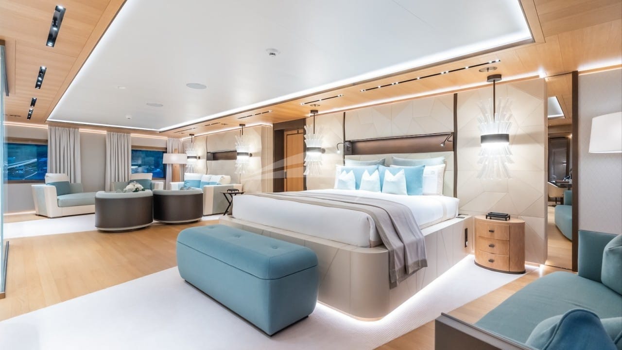 Full beam master stateroom #1