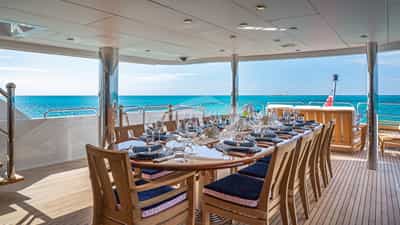 COCO RAY Bridge Deck Aft
