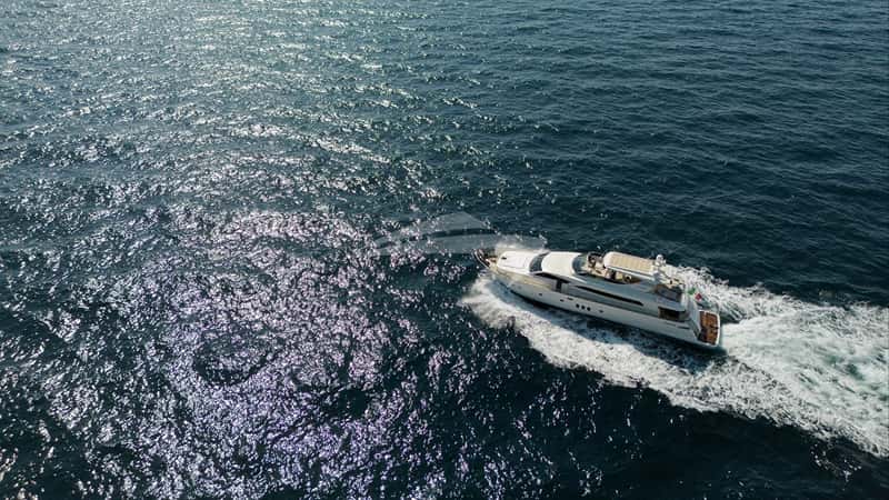 OCEAN DELTA 11 27m motor yacht charter, photo 6