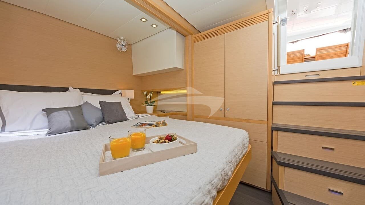 MELITI, photo from the yacht portfolio 21