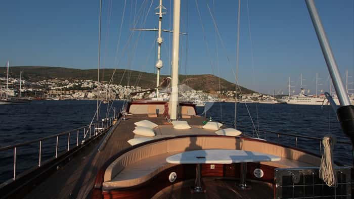CARPE DIEM V 47m sailing yacht charter, photo 2