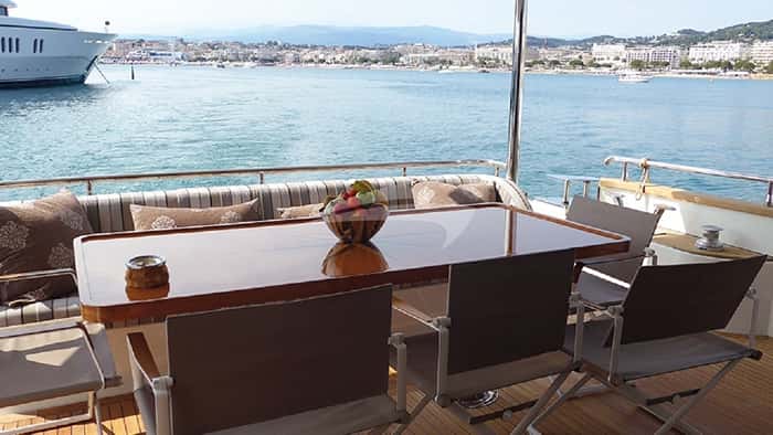 GETAWAY 21m motor yacht charter, photo 2