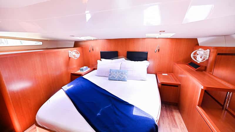 BEACH BOOMER I 13m sailing yacht charter, photo 6