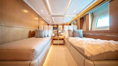 Stbd Twin Cabin