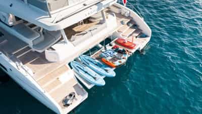 REVA NUI - Water toys platform