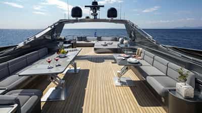 Top Deck