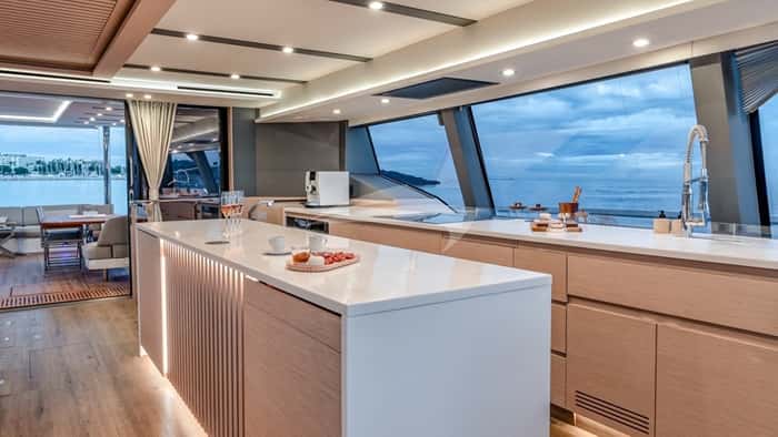 WINDKIND 24m sailing yacht charter, photo 2