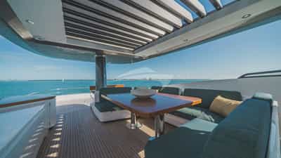 Flybridge