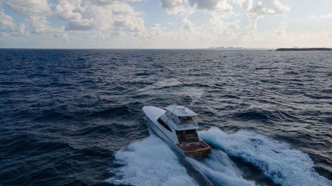 Overhead Running Shot