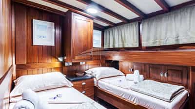 Twin Cabin