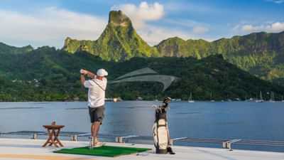 Golf from helipad