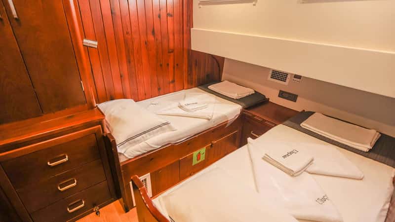 ULUCINAR 26m motor yacht charter, photo 7
