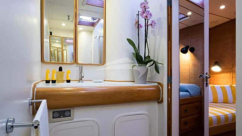 TESS 24m sailing yacht charter, photo 9