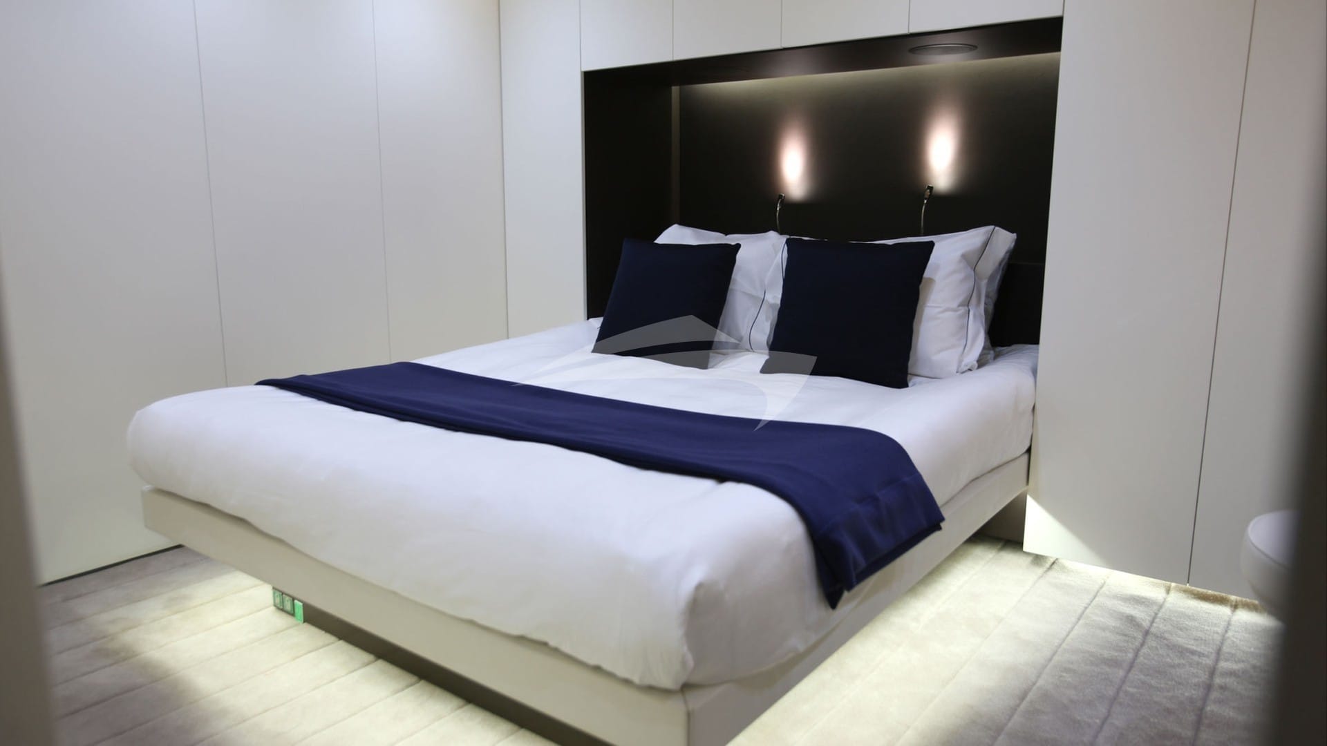 image,b,2493,28458,0,0