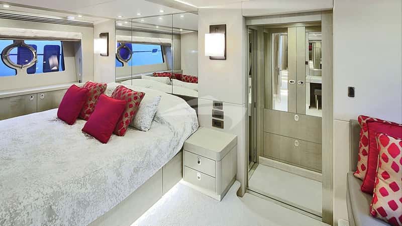 RAOUL W 24m motor yacht charter, photo 4